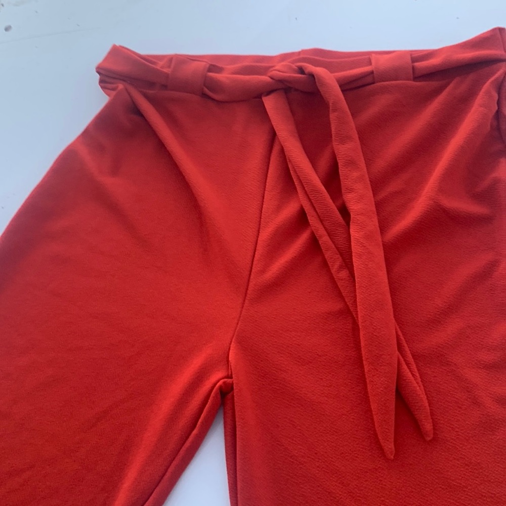 Cute bold pants